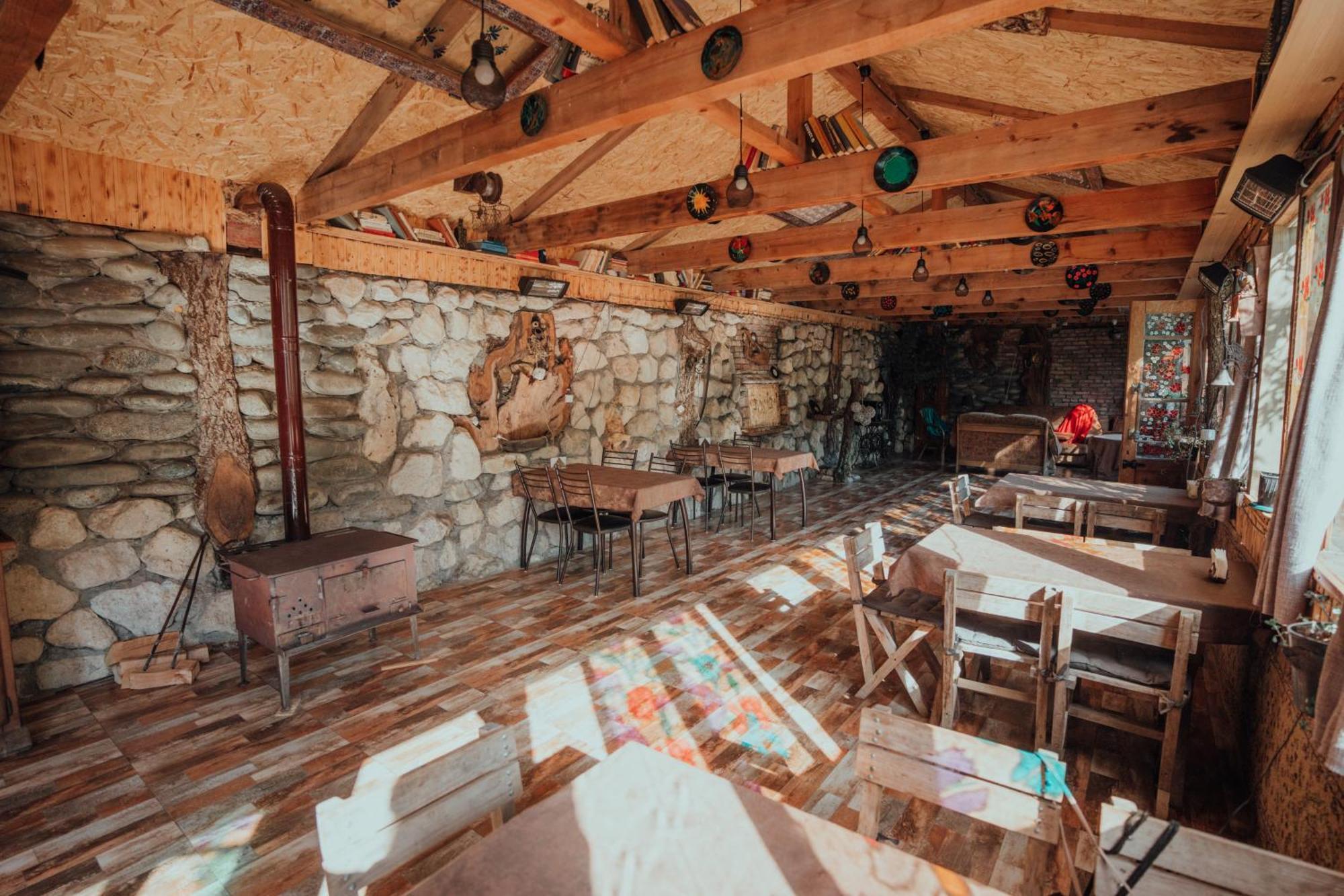 Hotel Metekhara Ambrolaouri Extérieur photo