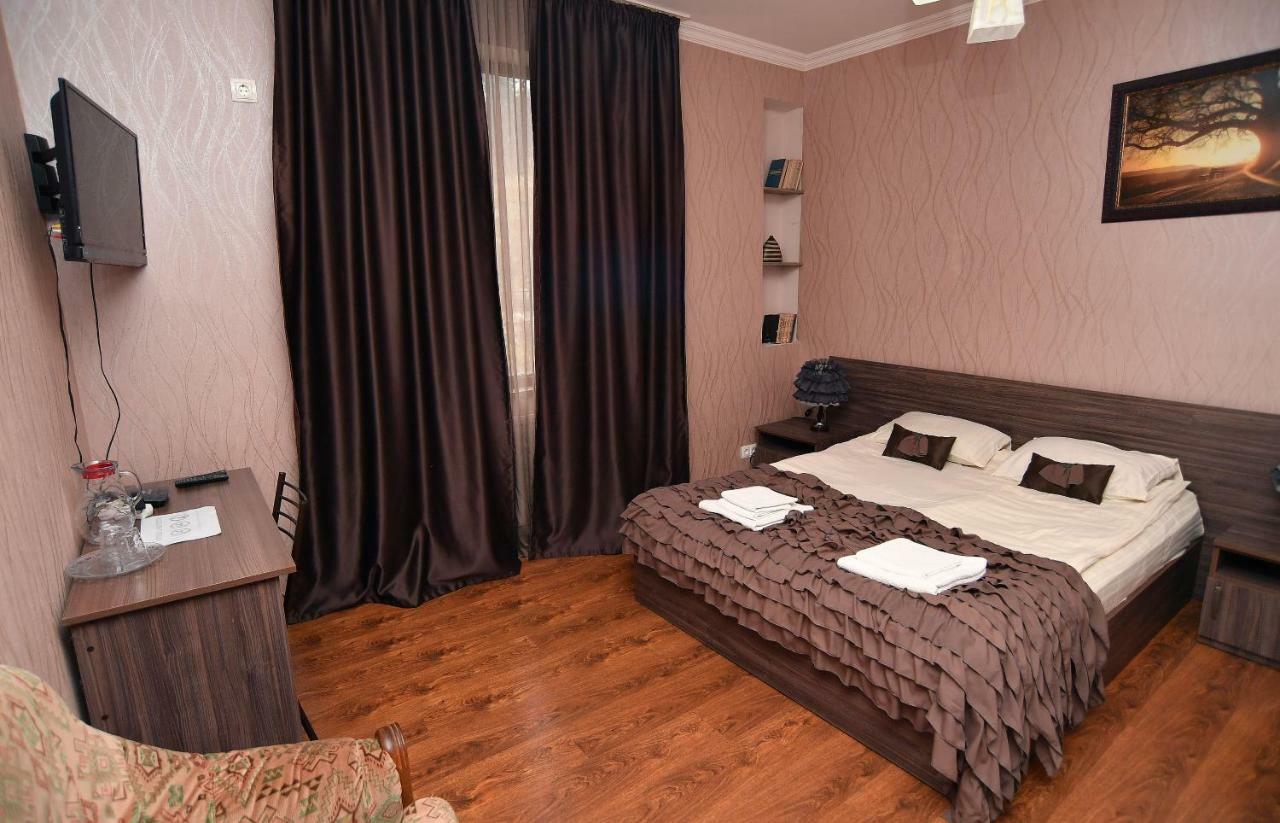 Hotel Metekhara Ambrolaouri Extérieur photo